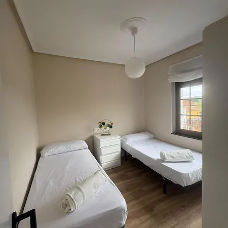 וילה Casasturias